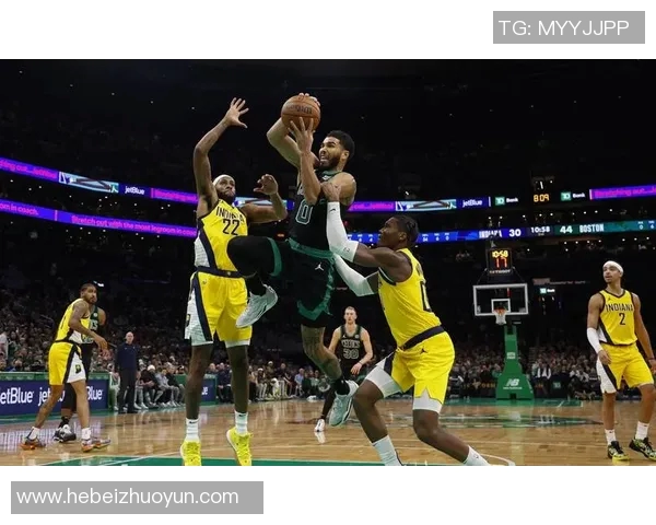 猛龙与凯尔特人第六场激战回顾球星表现与战术分析全景呈现